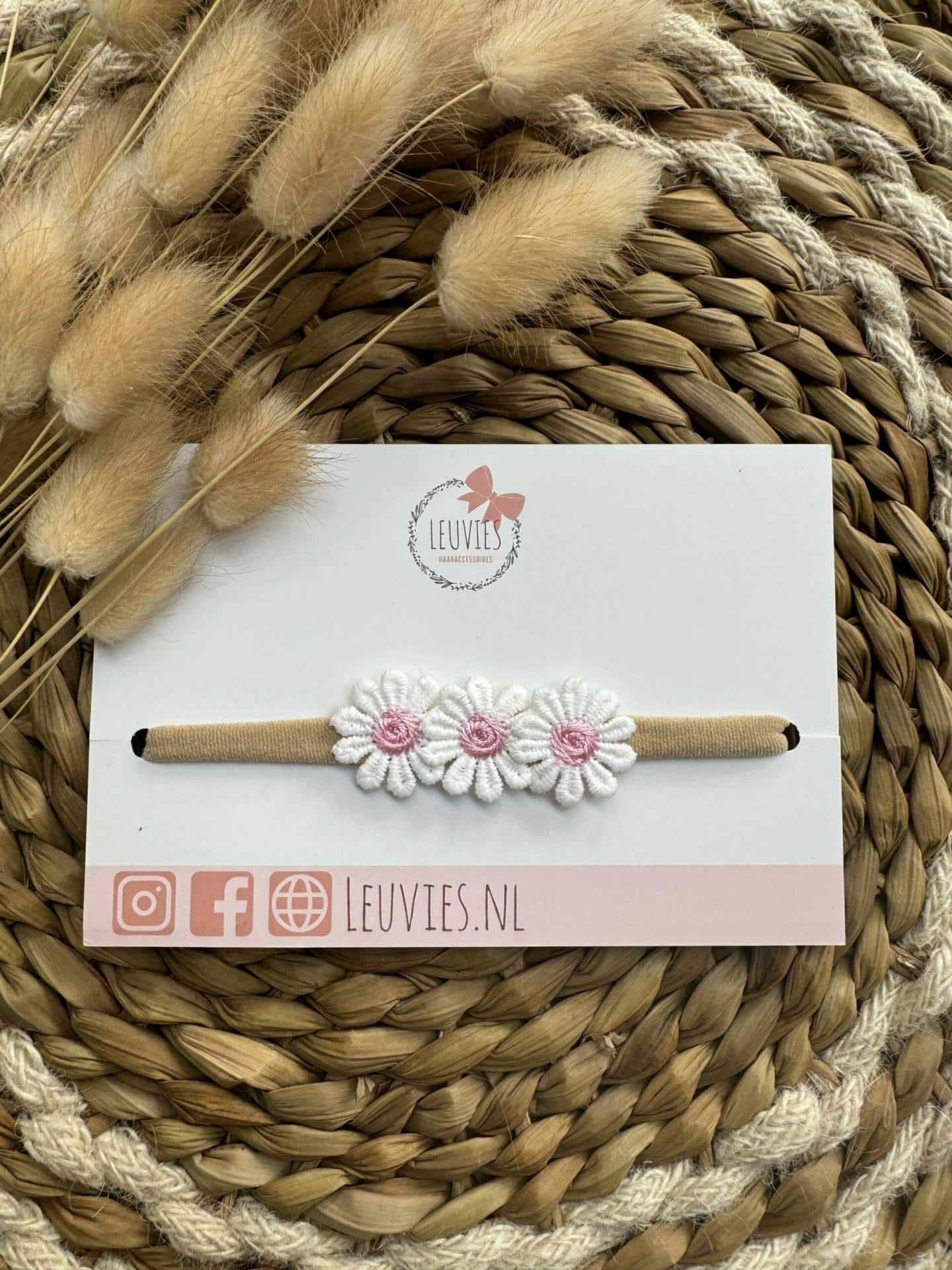 Leuvies babyhaarbandje Daisy - cream pink