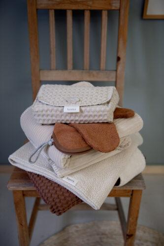 koeka hoes voor babydoekjes Antwerp - Sand - Afbeelding 3